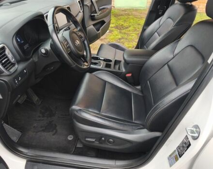 Білий Кіа Sportage, об'ємом двигуна 2.4 л та пробігом 77 тис. км за 17900 $, фото 17 на Automoto.ua