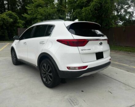 Белый Киа Sportage, объемом двигателя 2.4 л и пробегом 48 тыс. км за 7000 $, фото 4 на Automoto.ua