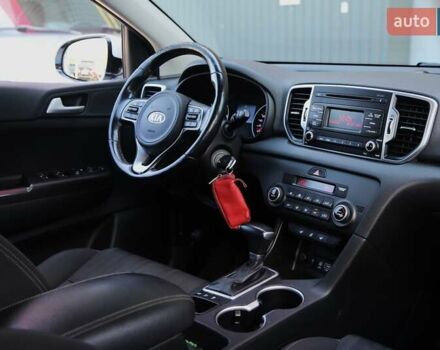 Белый Киа Sportage, объемом двигателя 1.69 л и пробегом 162 тыс. км за 17900 $, фото 12 на Automoto.ua