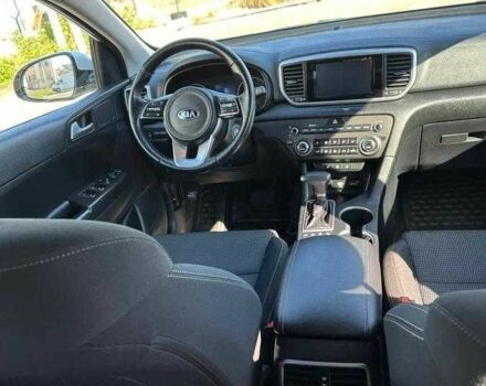 Киа Sportage 2018 в Одессе на Automoto.ua Белый Киа Sportage, объемом двигателя 2 л и пробегом 51 тыс. км за 14000 $, фото 4 на Automoto.ua