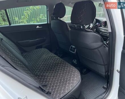Белый Киа Sportage, объемом двигателя 1.59 л и пробегом 123 тыс. км за 16700 $, фото 20 на Automoto.ua