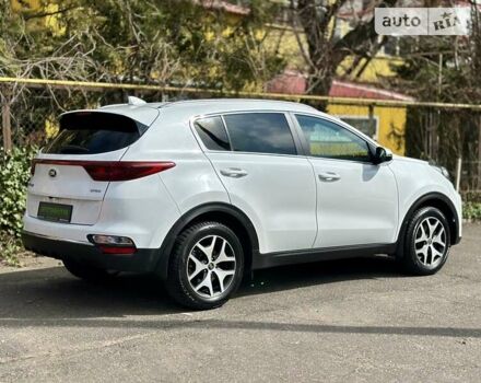 Белый Киа Sportage, объемом двигателя 1.6 л и пробегом 103 тыс. км за 19900 $, фото 6 на Automoto.ua