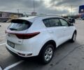 Білий Кіа Sportage, об'ємом двигуна 1.7 л та пробігом 111 тис. км за 19000 $, фото 3 на Automoto.ua