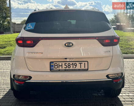 Киа Sportage 2018 в Одессе на Automoto.ua Белый Киа Sportage, объемом двигателя 1.6 л и пробегом 123 тыс. км за 18900 $, фото 7 на Automoto.ua