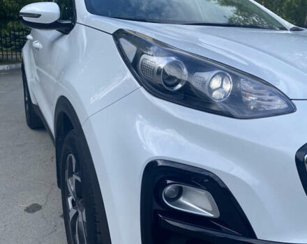 Білий Кіа Sportage, об'ємом двигуна 1.59 л та пробігом 55 тис. км за 16700 $, фото 22 на Automoto.ua