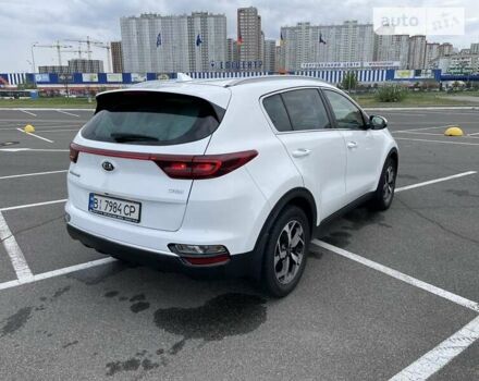 Белый Киа Sportage, объемом двигателя 1.6 л и пробегом 131 тыс. км за 17800 $, фото 2 на Automoto.ua