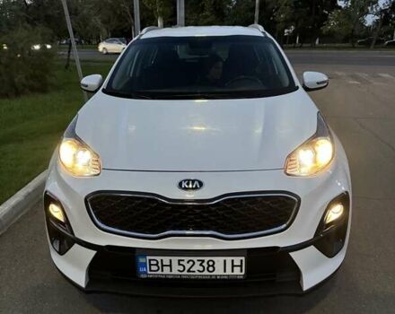 Белый Киа Sportage, объемом двигателя 1.59 л и пробегом 82 тыс. км за 20000 $, фото 2 на Automoto.ua