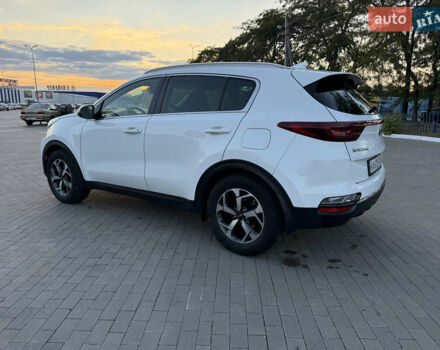 Киа Sportage 2018 в Одессе на Automoto.ua Белый Киа Sportage, объемом двигателя 1.59 л и пробегом 149 тыс. км за 14999 $, фото 3 на Automoto.ua