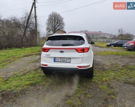 Білий Кіа Sportage, об'ємом двигуна 2.4 л та пробігом 77 тис. км за 17900 $, фото 6 на Automoto.ua