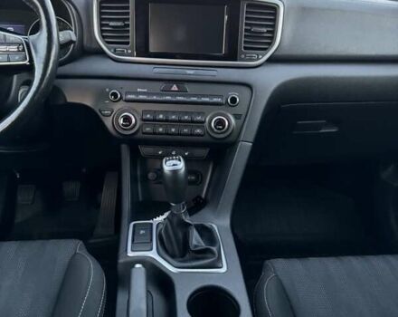 Белый Киа Sportage, объемом двигателя 1.59 л и пробегом 82 тыс. км за 20000 $, фото 12 на Automoto.ua
