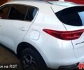 Білий Кіа Sportage, об'ємом двигуна 1.6 л та пробігом 72 тис. км за 18000 $, фото 3 на Automoto.ua