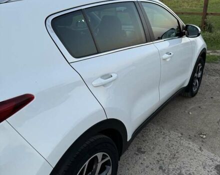 Белый Киа Sportage, объемом двигателя 1.59 л и пробегом 82 тыс. км за 20000 $, фото 19 на Automoto.ua