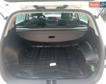 Белый Киа Sportage, объемом двигателя 1.6 л и пробегом 127 тыс. км за 16500 $, фото 17 на Automoto.ua