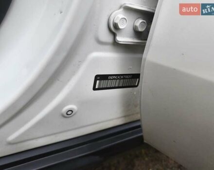 Білий Кіа Sportage, об'ємом двигуна 2.4 л та пробігом 77 тис. км за 17900 $, фото 52 на Automoto.ua