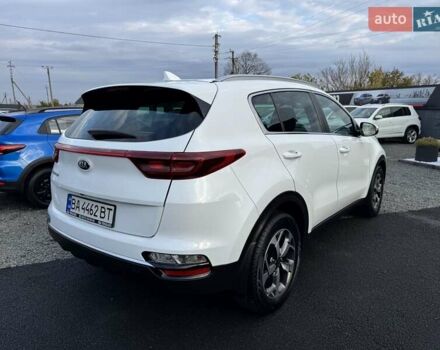 Белый Киа Sportage, объемом двигателя 1.6 л и пробегом 42 тыс. км за 17700 $, фото 6 на Automoto.ua