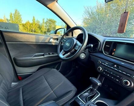 Білий Кіа Sportage, об'ємом двигуна 1.6 л та пробігом 116 тис. км за 14999 $, фото 9 на Automoto.ua