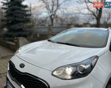 Белый Киа Sportage, объемом двигателя 1.59 л и пробегом 123 тыс. км за 16700 $, фото 6 на Automoto.ua