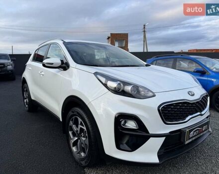 Белый Киа Sportage, объемом двигателя 1.6 л и пробегом 42 тыс. км за 17700 $, фото 2 на Automoto.ua