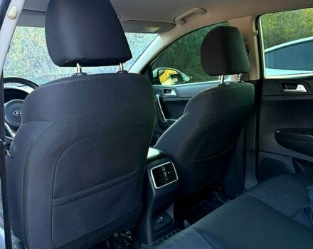 Білий Кіа Sportage, об'ємом двигуна 1.6 л та пробігом 116 тис. км за 14999 $, фото 7 на Automoto.ua