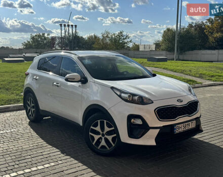 Киа Sportage 2018 в Одессе на Automoto.ua Белый Киа Sportage, объемом двигателя 1.6 л и пробегом 123 тыс. км за 18900 $, фото 4 на Automoto.ua