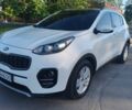 Белый Киа Sportage, объемом двигателя 2 л и пробегом 103 тыс. км за 473 $, фото 1 на Automoto.ua