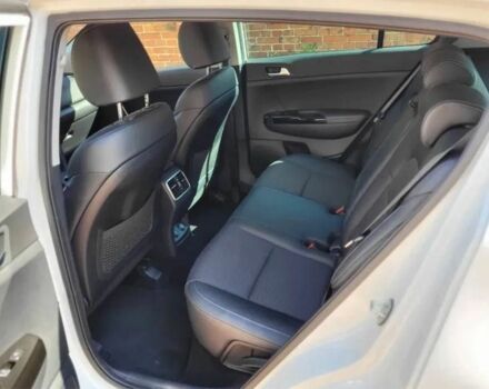 Белый Киа Sportage, объемом двигателя 2 л и пробегом 68 тыс. км за 14300 $, фото 6 на Automoto.ua