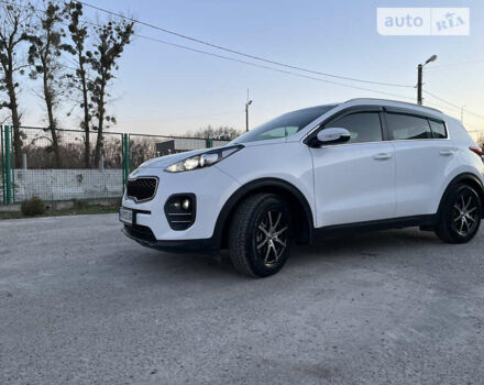 Білий Кіа Sportage, об'ємом двигуна 1.69 л та пробігом 106 тис. км за 22500 $, фото 1 на Automoto.ua