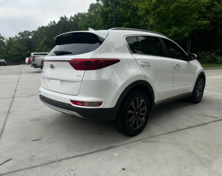 Білий Кіа Sportage, об'ємом двигуна 2.4 л та пробігом 48 тис. км за 10900 $, фото 4 на Automoto.ua