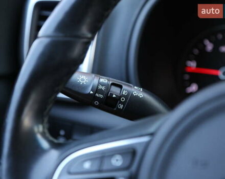 Белый Киа Sportage, объемом двигателя 1.69 л и пробегом 162 тыс. км за 17900 $, фото 23 на Automoto.ua