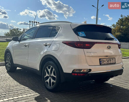 Киа Sportage 2018 в Одессе на Automoto.ua Белый Киа Sportage, объемом двигателя 1.6 л и пробегом 123 тыс. км за 18900 $, фото 9 на Automoto.ua