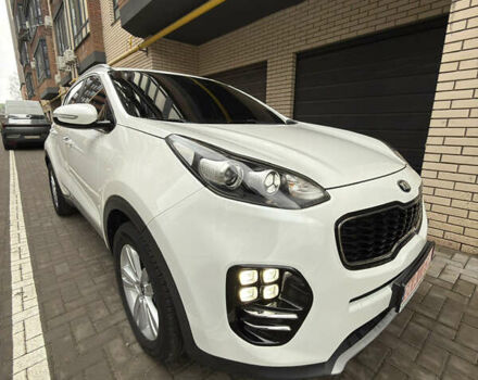Белый Киа Sportage, объемом двигателя 1.98 л и пробегом 78 тыс. км за 18499 $, фото 2 на Automoto.ua
