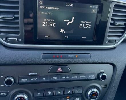 Белый Киа Sportage, объемом двигателя 1.59 л и пробегом 82 тыс. км за 20000 $, фото 22 на Automoto.ua