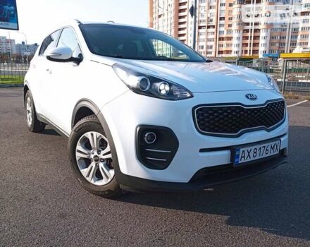 Белый Киа Sportage, объемом двигателя 1.69 л и пробегом 115 тыс. км за 16500 $, фото 5 на Automoto.ua