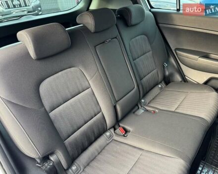 Белый Киа Sportage, объемом двигателя 1.6 л и пробегом 42 тыс. км за 17700 $, фото 1 на Automoto.ua