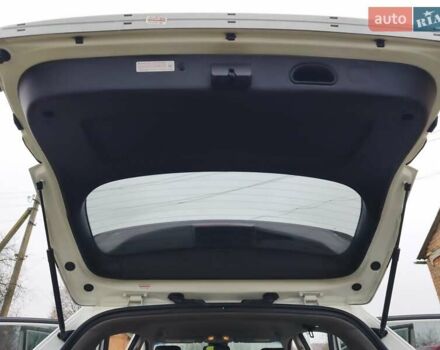 Білий Кіа Sportage, об'ємом двигуна 2.4 л та пробігом 77 тис. км за 17900 $, фото 40 на Automoto.ua