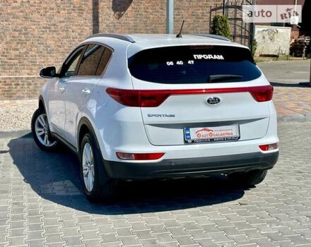 Білий Кіа Sportage, об'ємом двигуна 1.59 л та пробігом 108 тис. км за 18999 $, фото 12 на Automoto.ua