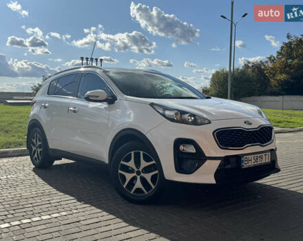 Киа Sportage 2018 в Одессе на Automoto.ua Белый Киа Sportage, объемом двигателя 1.6 л и пробегом 123 тыс. км за 18900 $, фото 3 на Automoto.ua