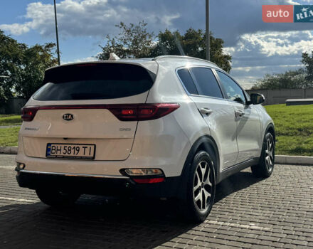 Киа Sportage 2018 в Одессе на Automoto.ua Белый Киа Sportage, объемом двигателя 1.6 л и пробегом 123 тыс. км за 18900 $, фото 6 на Automoto.ua