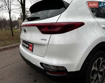 Белый Киа Sportage, объемом двигателя 1.6 л и пробегом 61 тыс. км за 19990 $, фото 10 на Automoto.ua