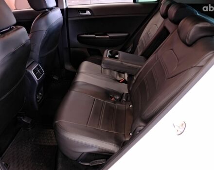 Кіа Sportage 2019 у Одесі на Automoto.ua Білий Кіа Sportage, об'ємом двигуна 1.6 л та пробігом 129 тис. км за 18900 $, фото 8 на Automoto.ua