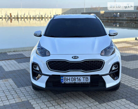 Белый Киа Sportage, объемом двигателя 1.6 л и пробегом 82 тыс. км за 19000 $, фото 6 на Automoto.ua