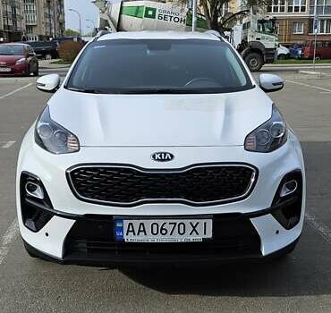 Белый Киа Sportage, объемом двигателя 1.59 л и пробегом 47 тыс. км за 19000 $, фото 2 на Automoto.ua