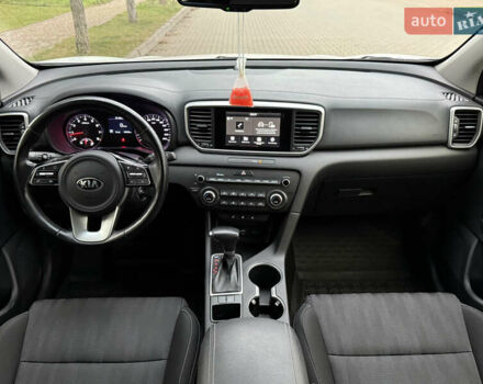 Белый Киа Sportage, объемом двигателя 1.59 л и пробегом 72 тыс. км за 18500 $, фото 92 на Automoto.ua