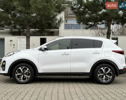 Белый Киа Sportage, объемом двигателя 1.59 л и пробегом 72 тыс. км за 18500 $, фото 35 на Automoto.ua