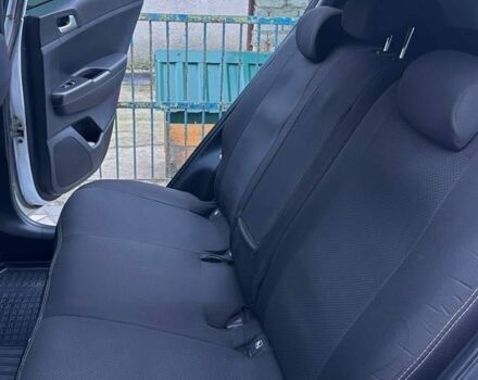 Белый Киа Sportage, объемом двигателя 1.6 л и пробегом 147 тыс. км за 16500 $, фото 10 на Automoto.ua