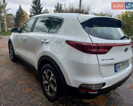 Белый Киа Sportage, объемом двигателя 1.59 л и пробегом 53 тыс. км за 16950 $, фото 1 на Automoto.ua