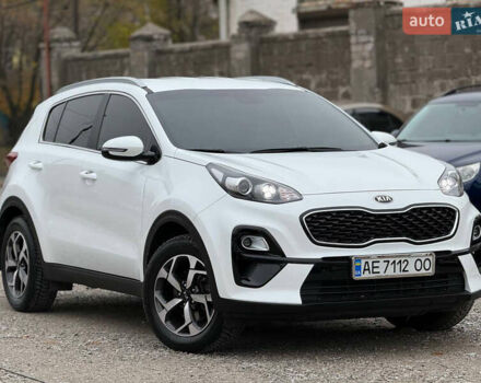 Білий Кіа Sportage, об'ємом двигуна 1.59 л та пробігом 60 тис. км за 17700 $, фото 6 на Automoto.ua