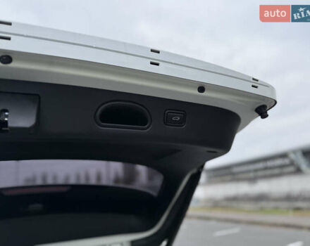 Белый Киа Sportage, объемом двигателя 2 л и пробегом 129 тыс. км за 24900 $, фото 13 на Automoto.ua