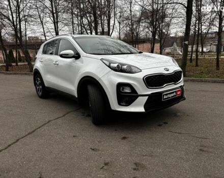 Білий Кіа Sportage, об'ємом двигуна 1.6 л та пробігом 61 тис. км за 19990 $, фото 2 на Automoto.ua