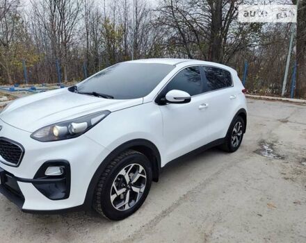 Белый Киа Sportage, объемом двигателя 1.59 л и пробегом 98 тыс. км за 17000 $, фото 2 на Automoto.ua